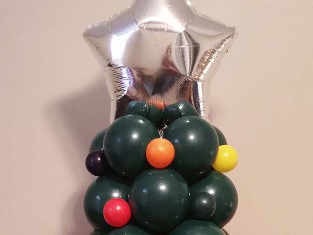 Balloon Design of a Christmas tree