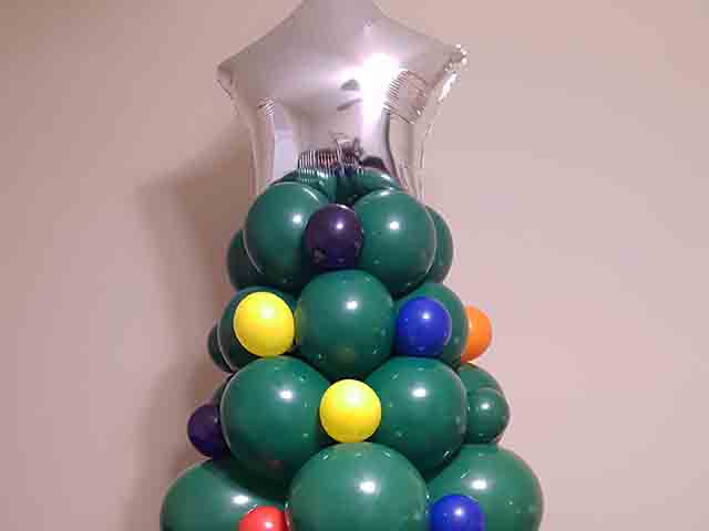 Balloon Christmas Tree