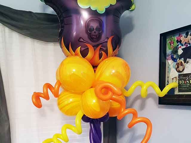 Witches Brew Balloon column