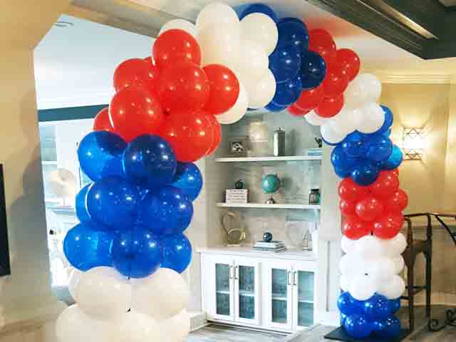 Independence Day balloon arch