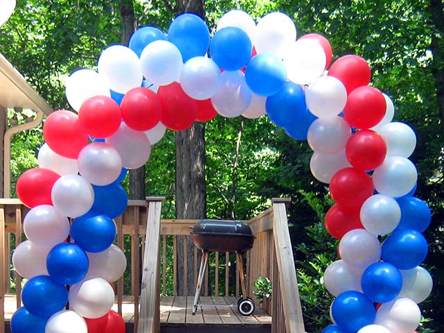 Balloon Arch for Independence Day